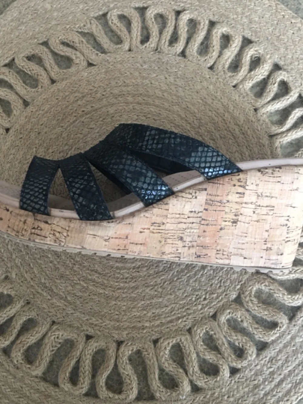 CROCS Black Snakeskin Print Cork Wedge Sandals SIZE 7